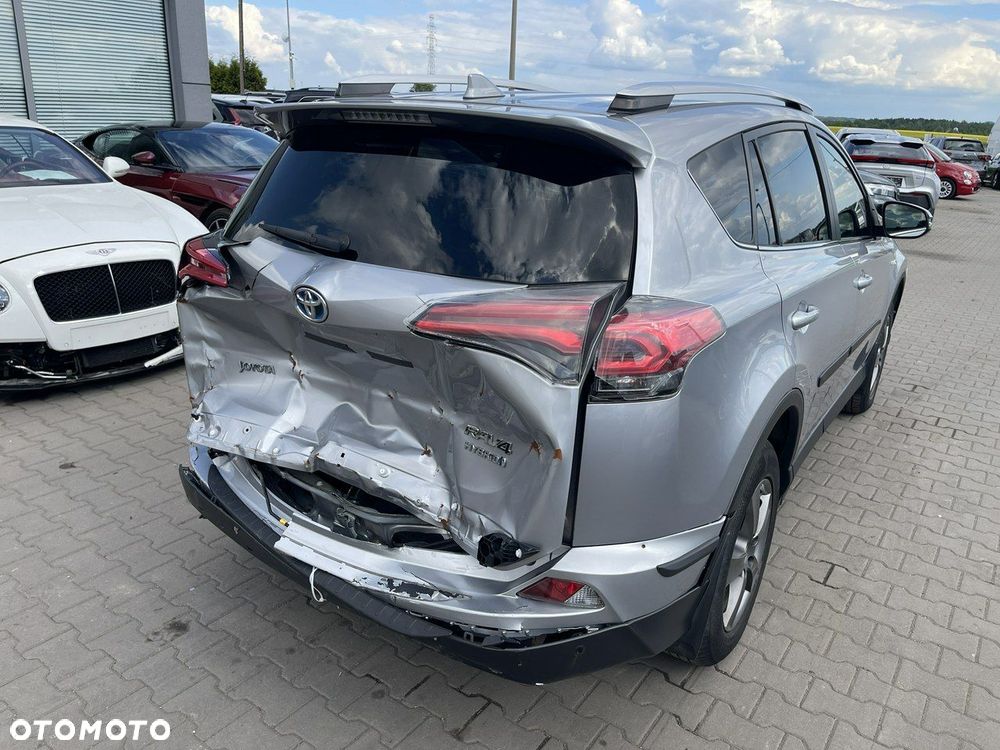 Toyota RAV4 Hybrid Style 4x4 - 3