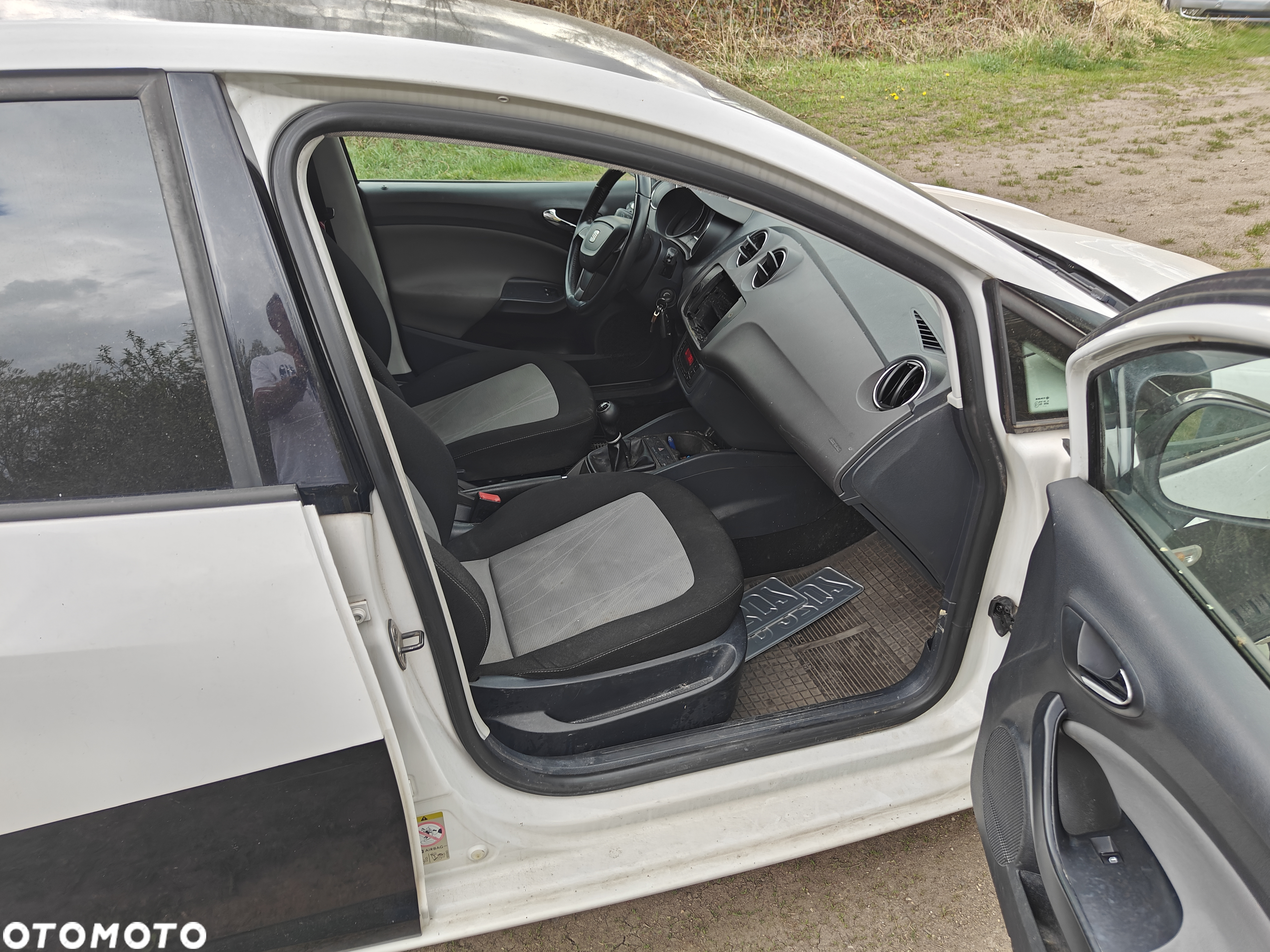 Seat Ibiza 1.6 TDI DPF Style - 6