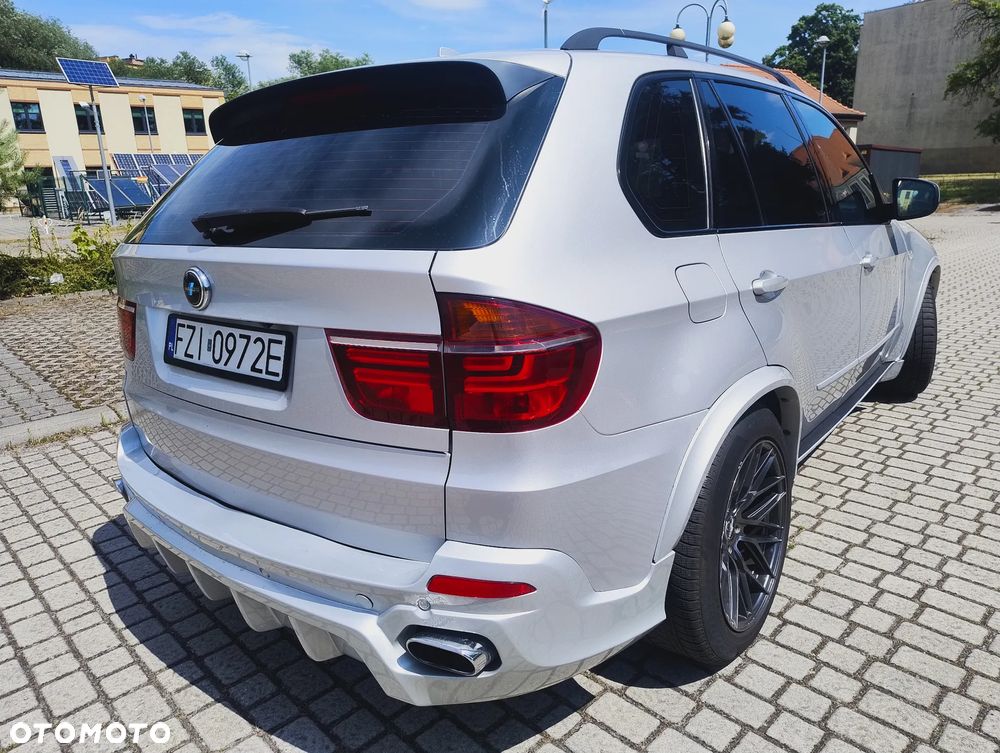 BMW X5 4.8i xDrive - 3