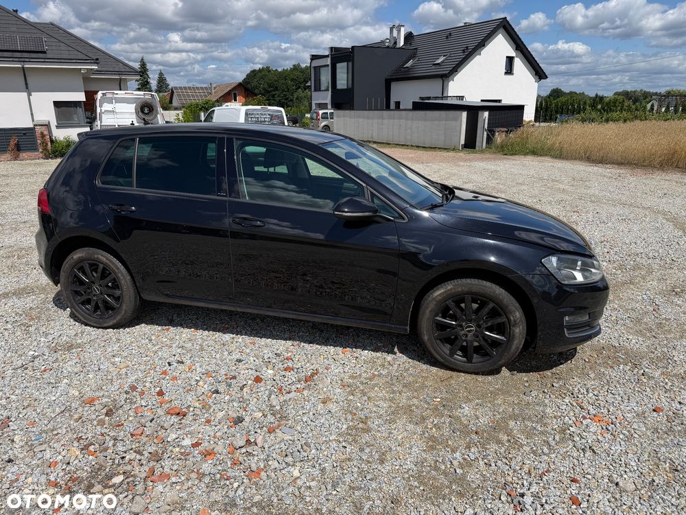 Volkswagen Golf - 3