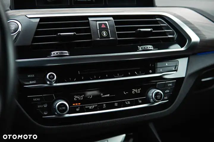 BMW X3 - 13