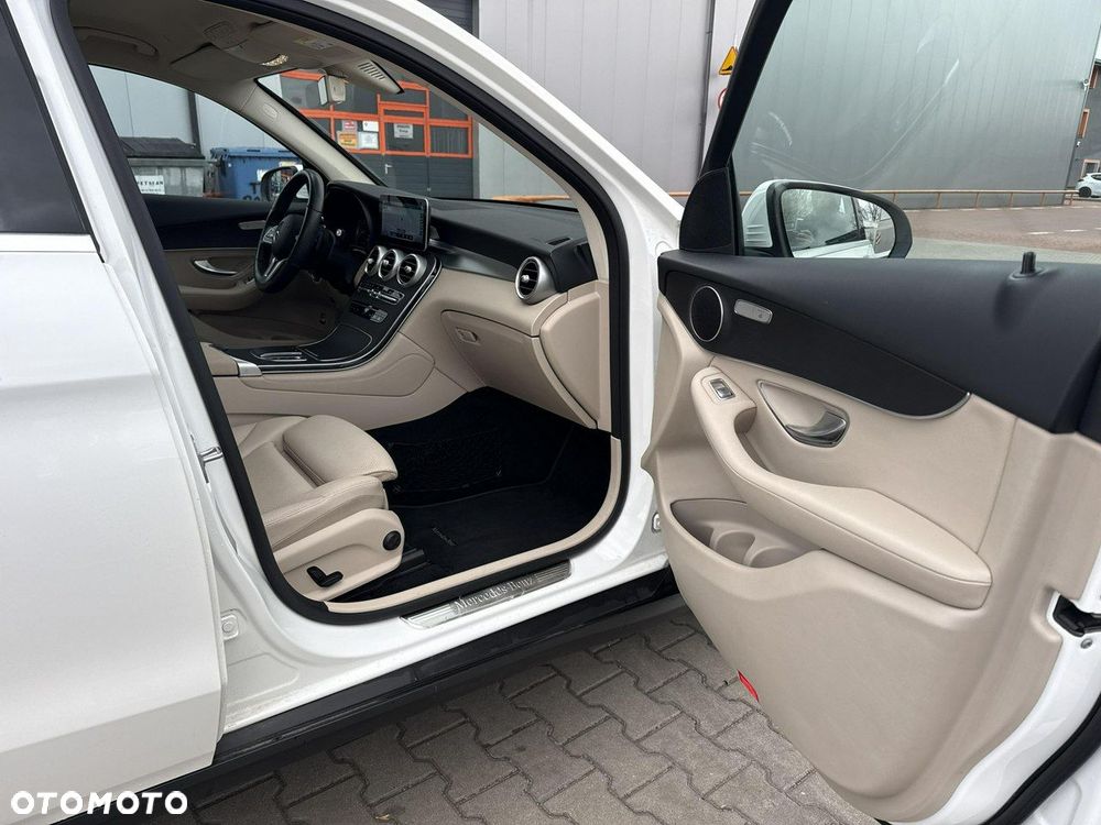Mercedes-Benz GLC 220 d 4-Matic - 20