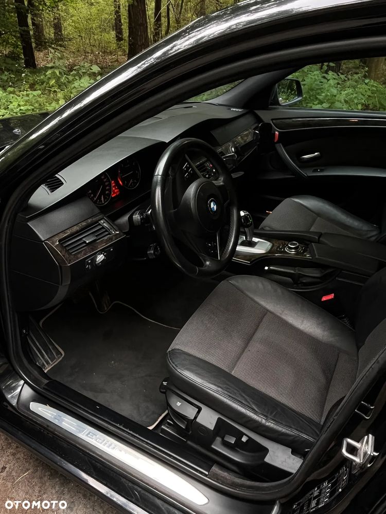 BMW Seria 5 520d Edition Exclusive - 12