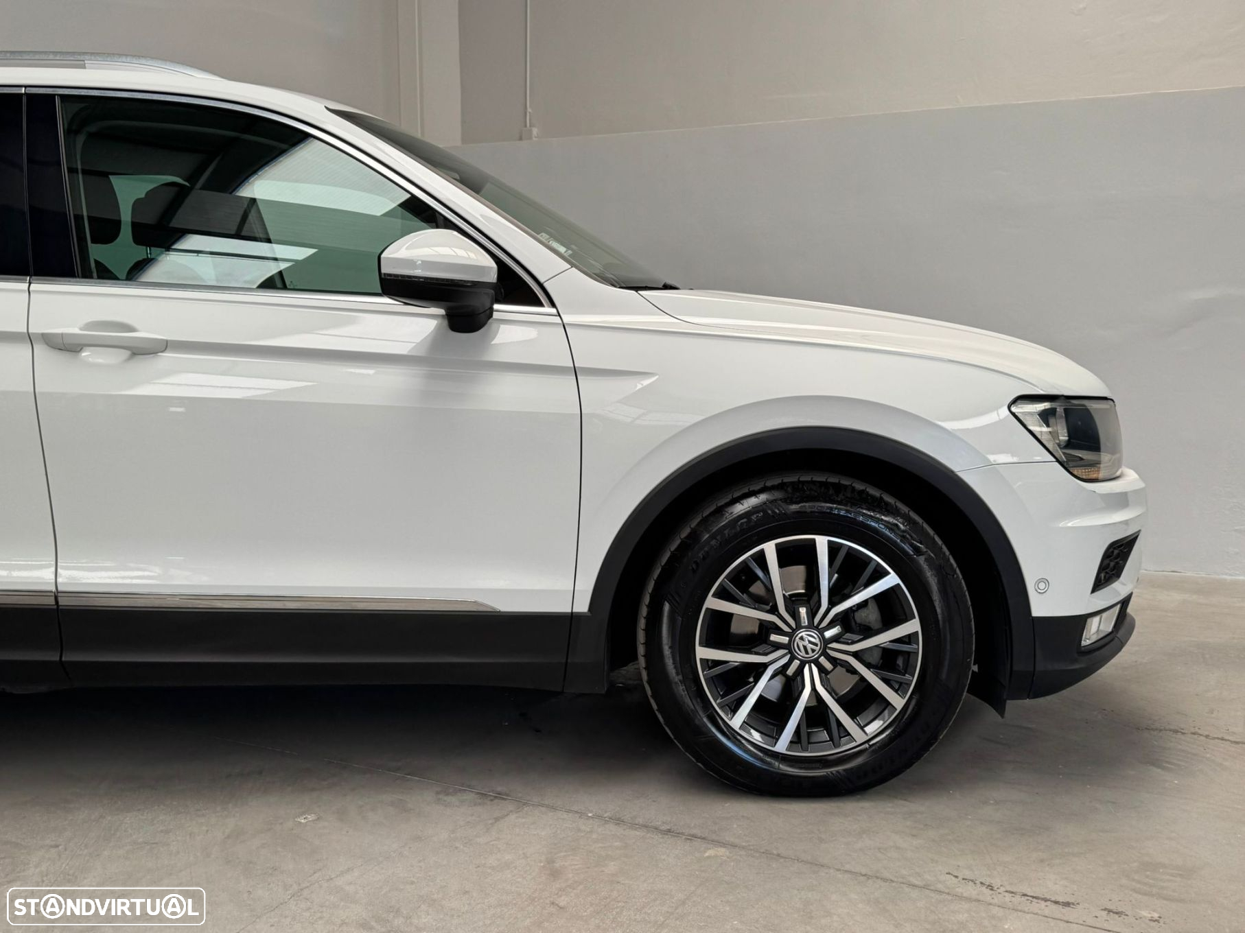 VW Tiguan 1.6 TDI Trendline - 9