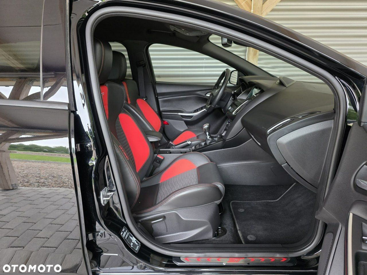Ford Focus 2.0 EcoBoost ST - 19