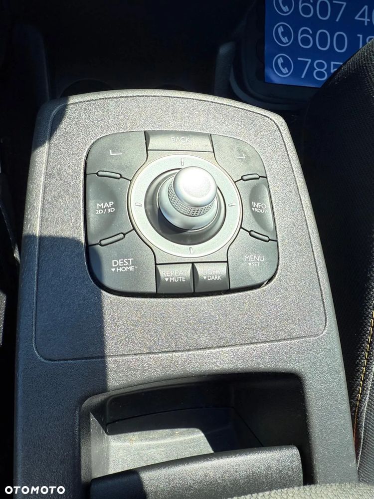 Renault Scenic 1.4 16V TCE Expression - 28