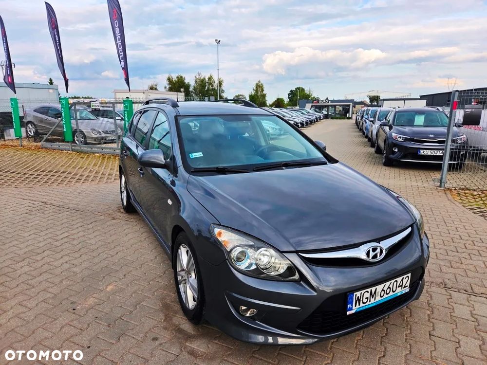 Hyundai i30 1.4 Comfort - 24
