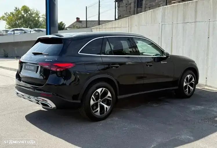 Mercedes-Benz GLC 300 e 4Matic - 6