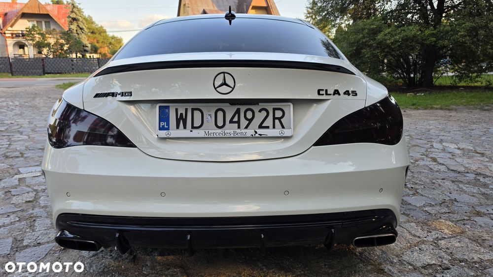 Mercedes-Benz CLA - 5