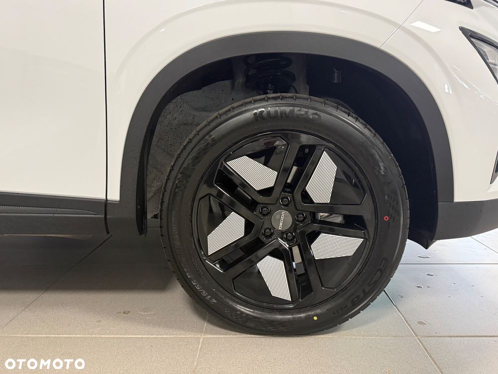 Omoda 5 1.5 T-GDI Hybrid Premium DHT - 11