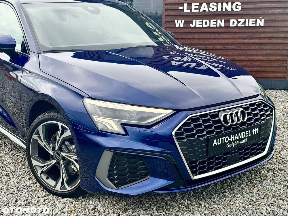 Audi A3 Sportback 35 TFSI S tronic S line - 2