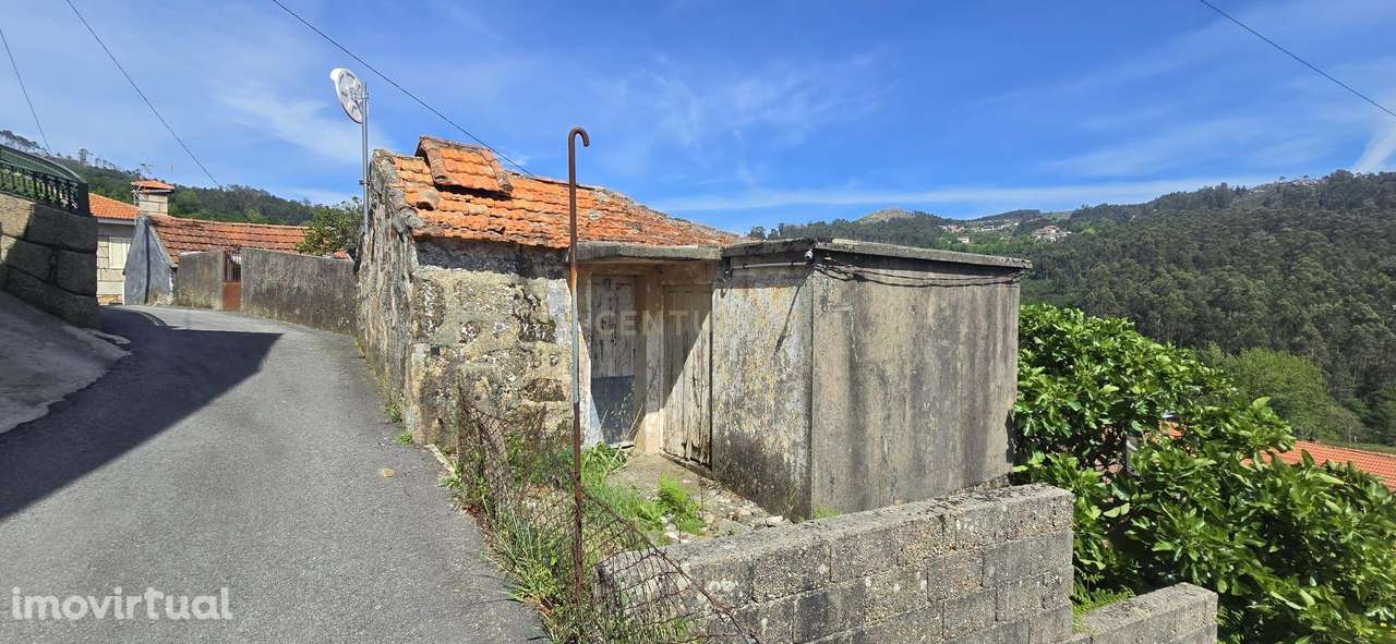 Duas moradias para reabilitar no lugar de Laurentim, Sande - Grande imagem: 5/14