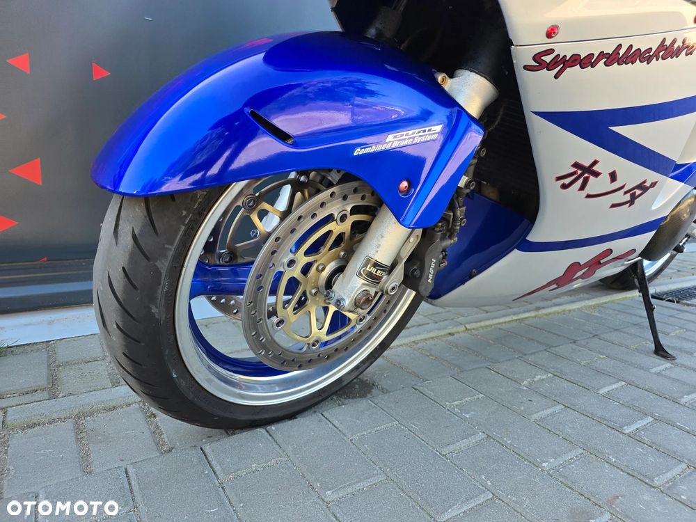 Honda CBR - 13
