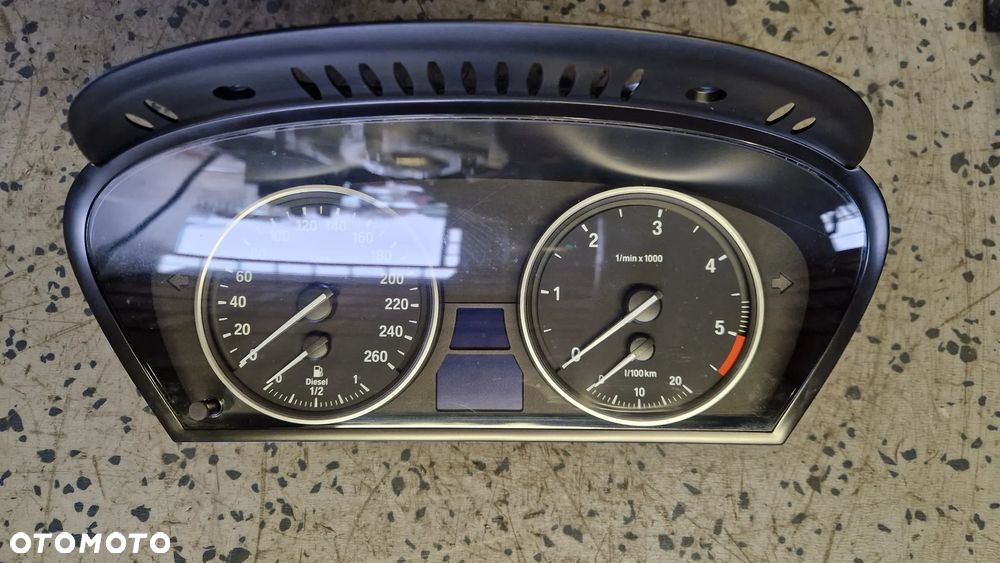 BMW E60 E61 LIFT LICZNIK 9153755 - 1