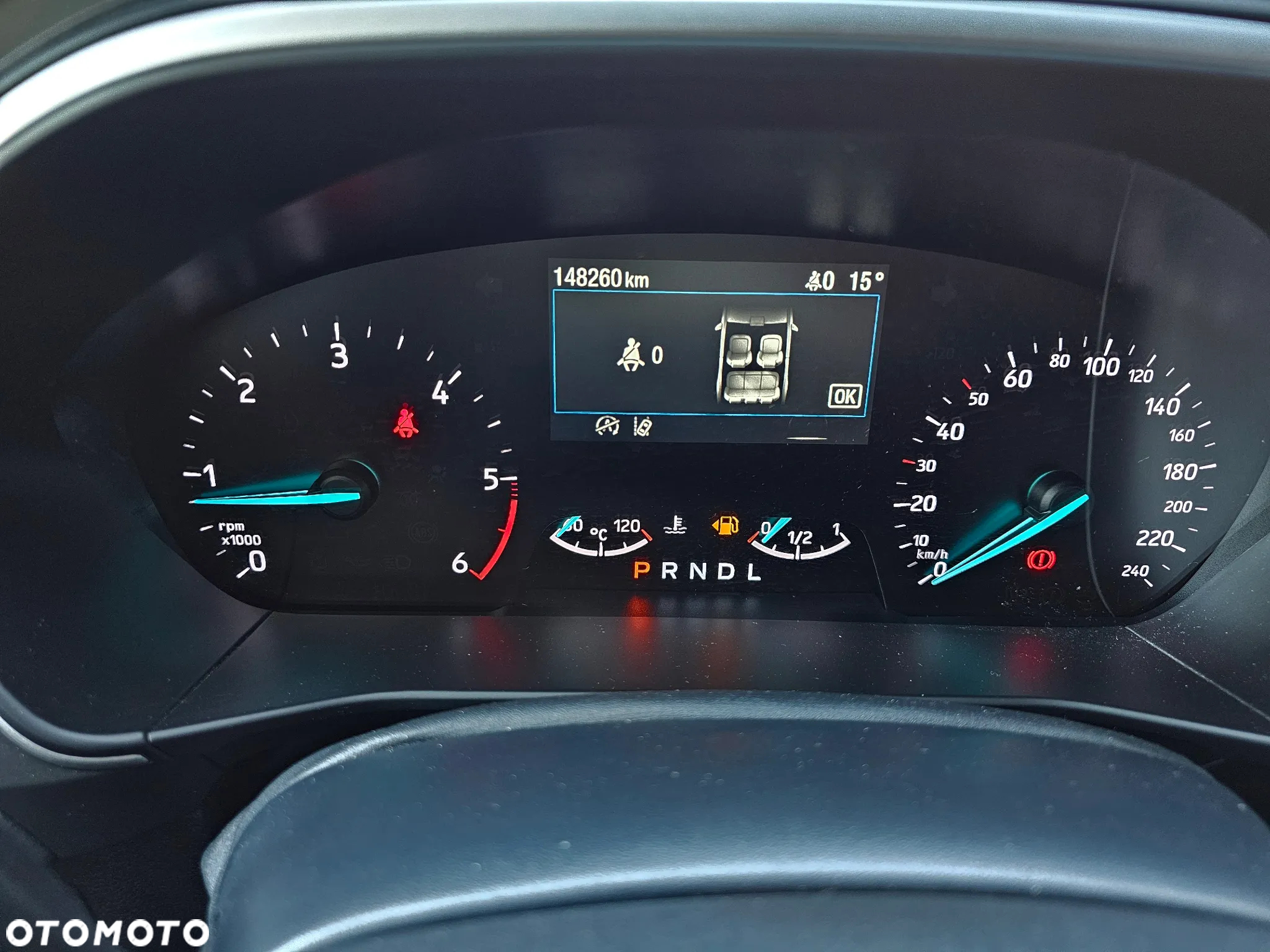 Ford Focus 1.5 EcoBlue Start-Stopp-System COOL&CONNECT - 9
