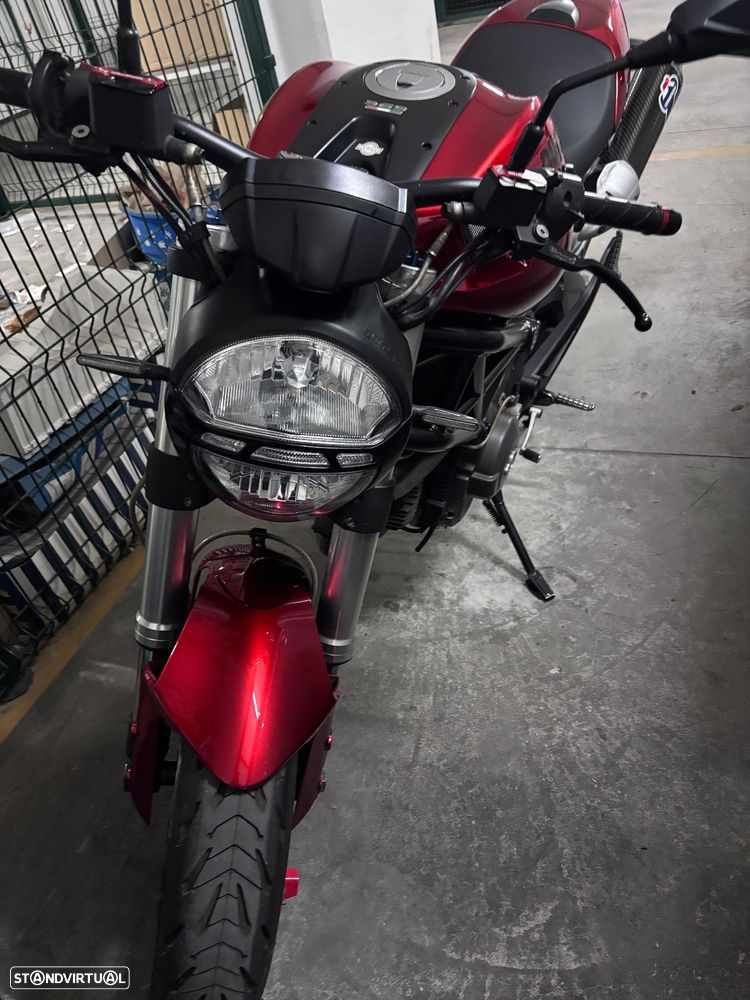 Ducati Monster 696 - 6