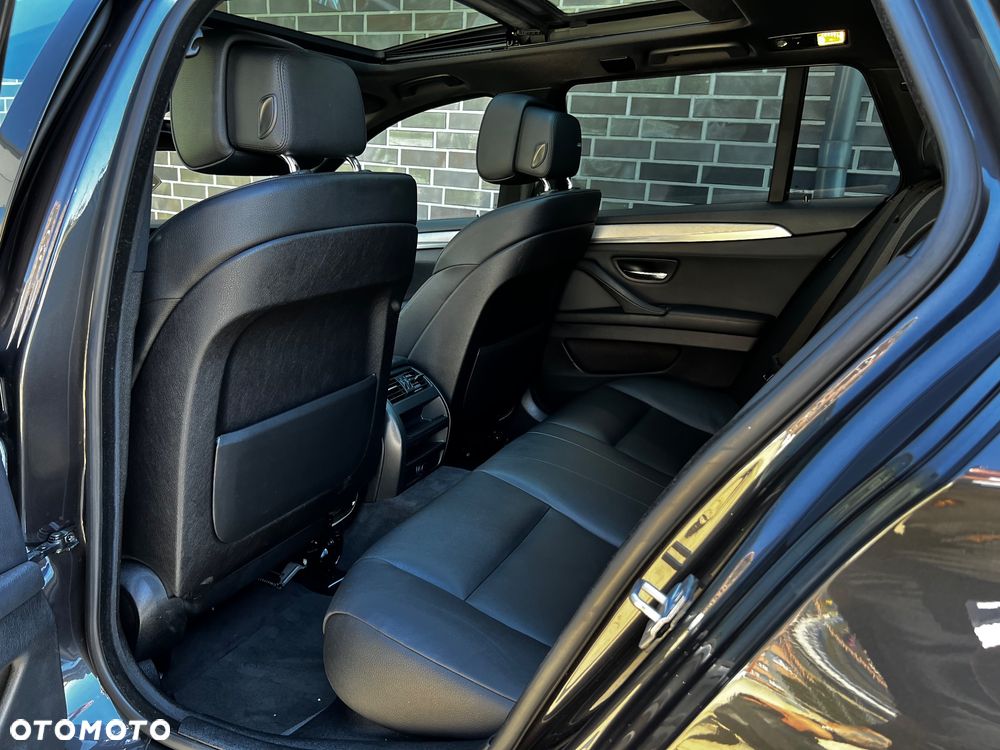 BMW Seria 5 520d Touring Sport-Aut - 27