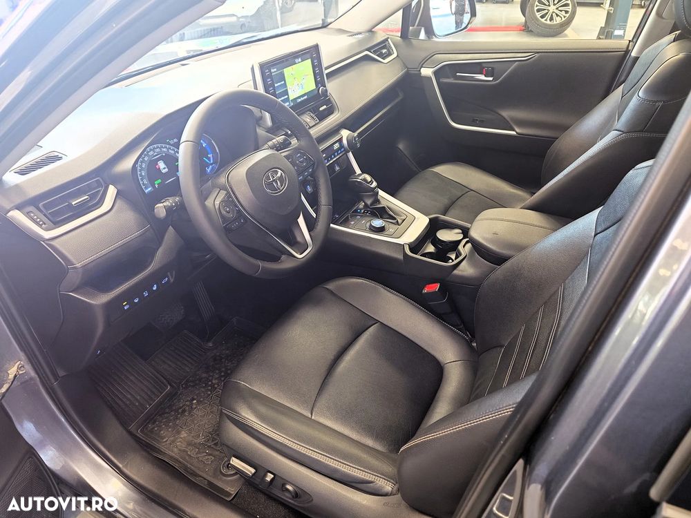 Toyota RAV4 2.5 VVT-iE 4x4 Luxury - 15
