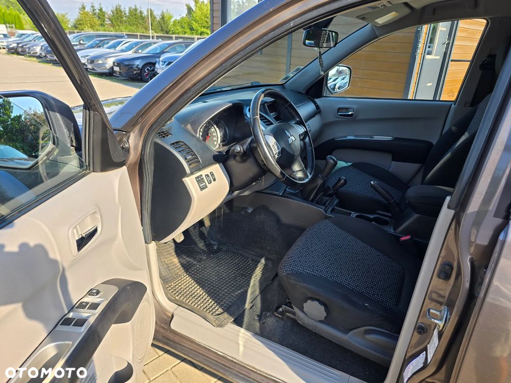 Mitsubishi L200 - 8