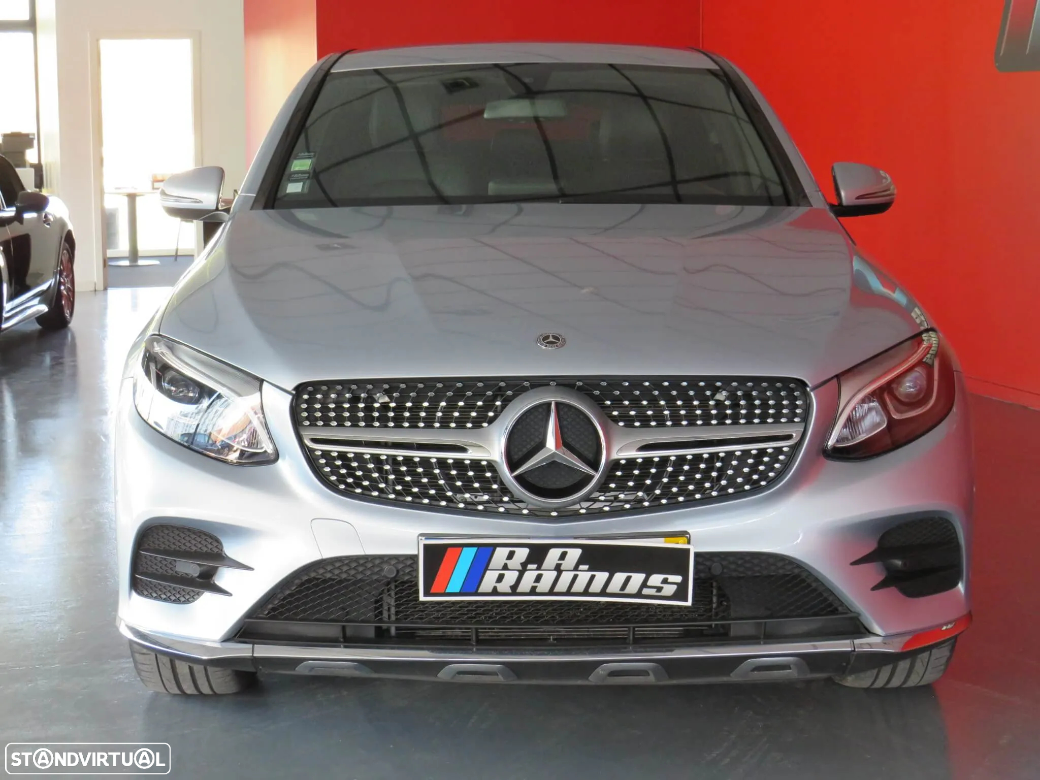 Mercedes-Benz GLC 250 d Coupé AMG Line 4-Matic - 2