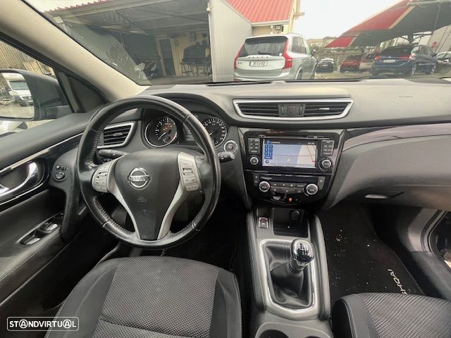 Nissan Qashqai 1.5 dCi 360 Pack S - 9