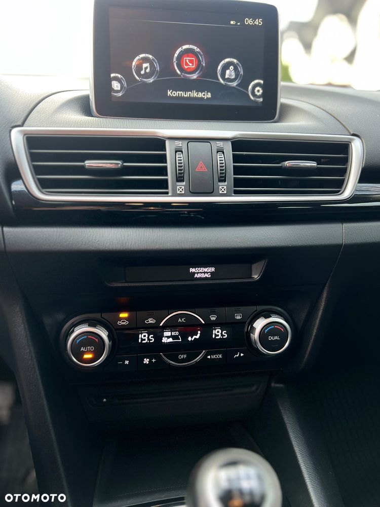Mazda 3 - 24