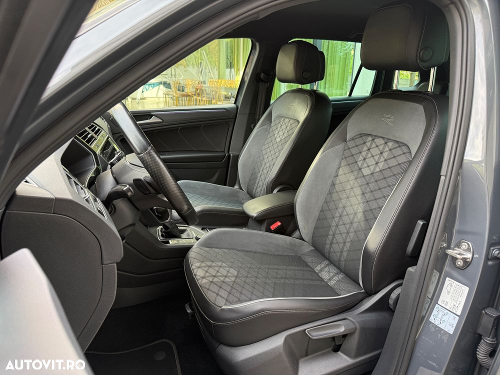 Volkswagen Tiguan 2.0 TDI SCR 4MOTION DSG R-Line - 16