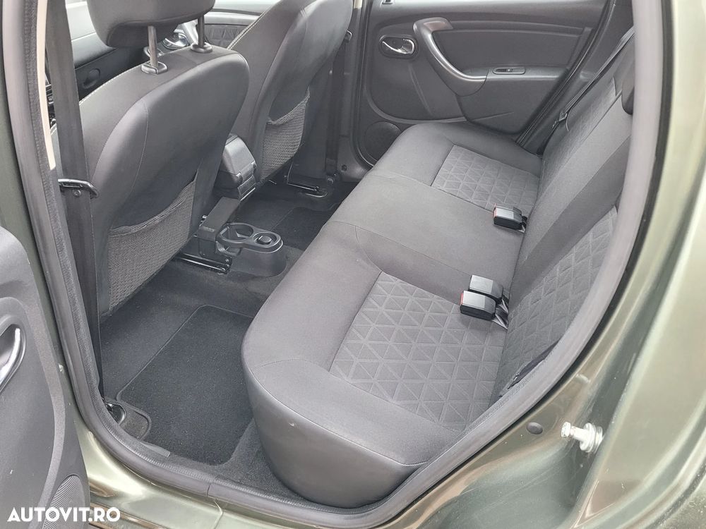Dacia Duster 1.6 4x2 Laureate - 11