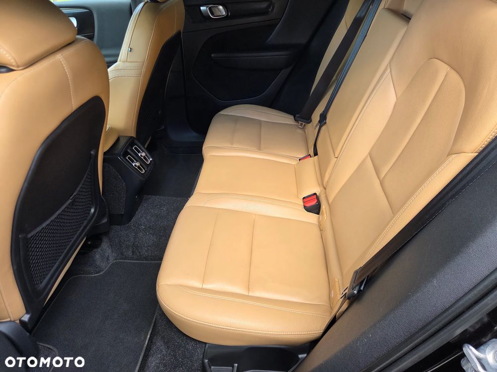 Volvo XC 40 T5 AWD Geartronic Momentum - 16