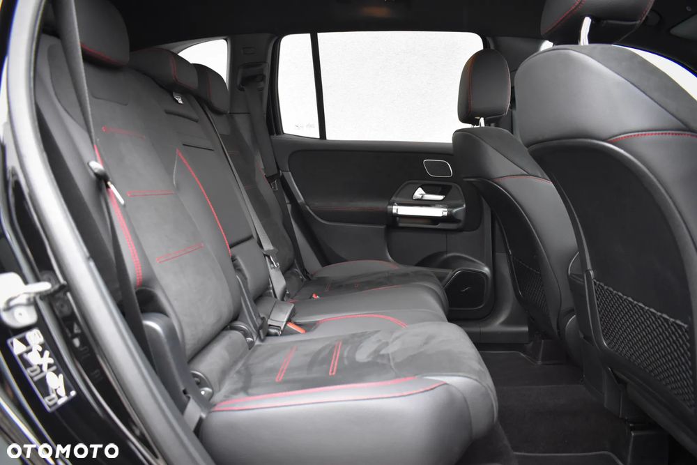 Mercedes-Benz GLB 200 d 4-Matic AMG Line 8G-DCT - 18