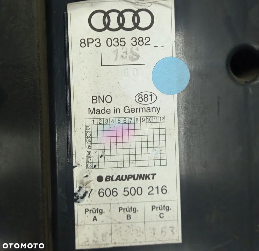 Audi A3 8P subwoofer 8P3035382 8P4035382 - 4
