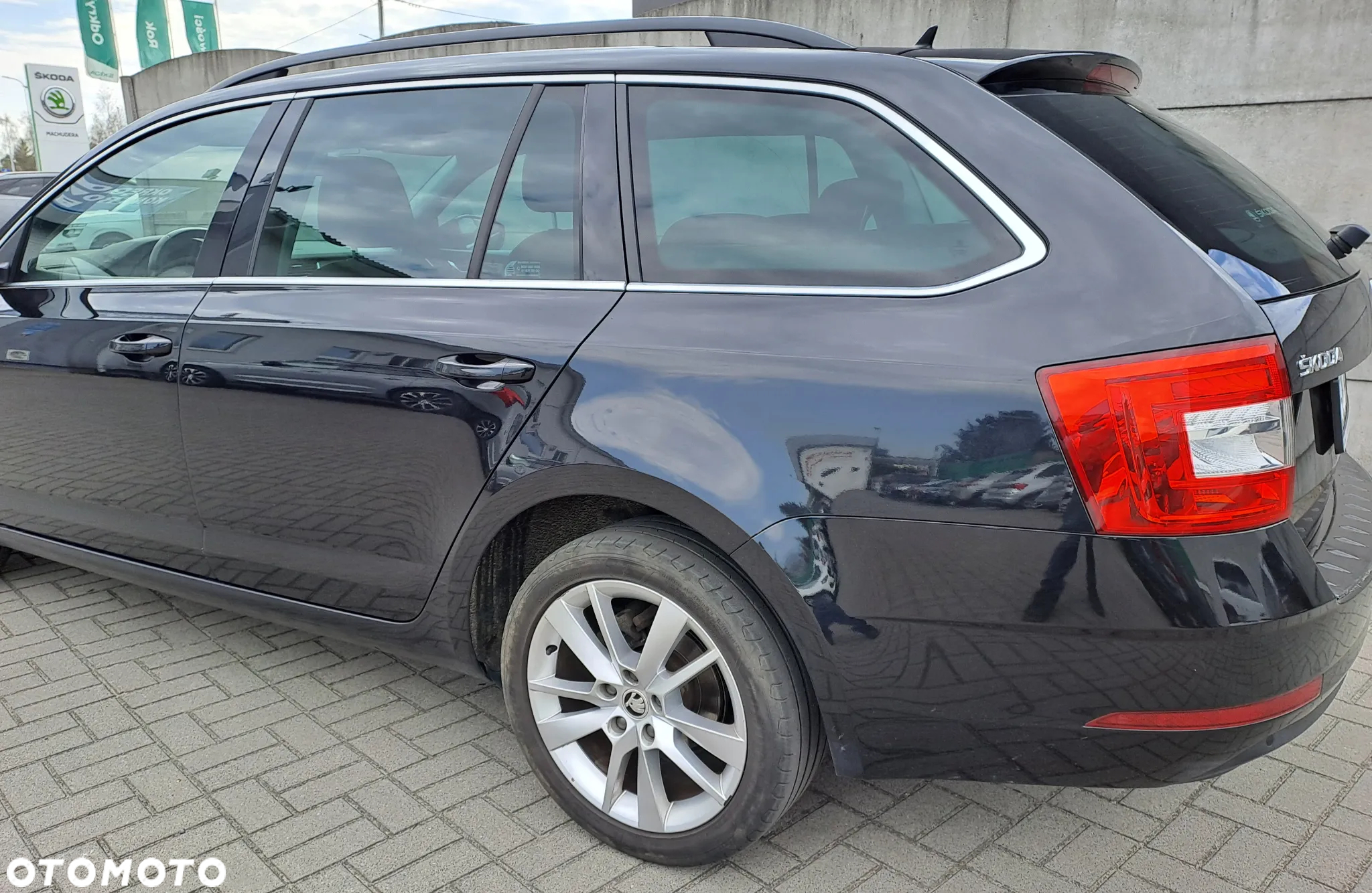 Skoda Octavia 2.0 TDI Style - 6