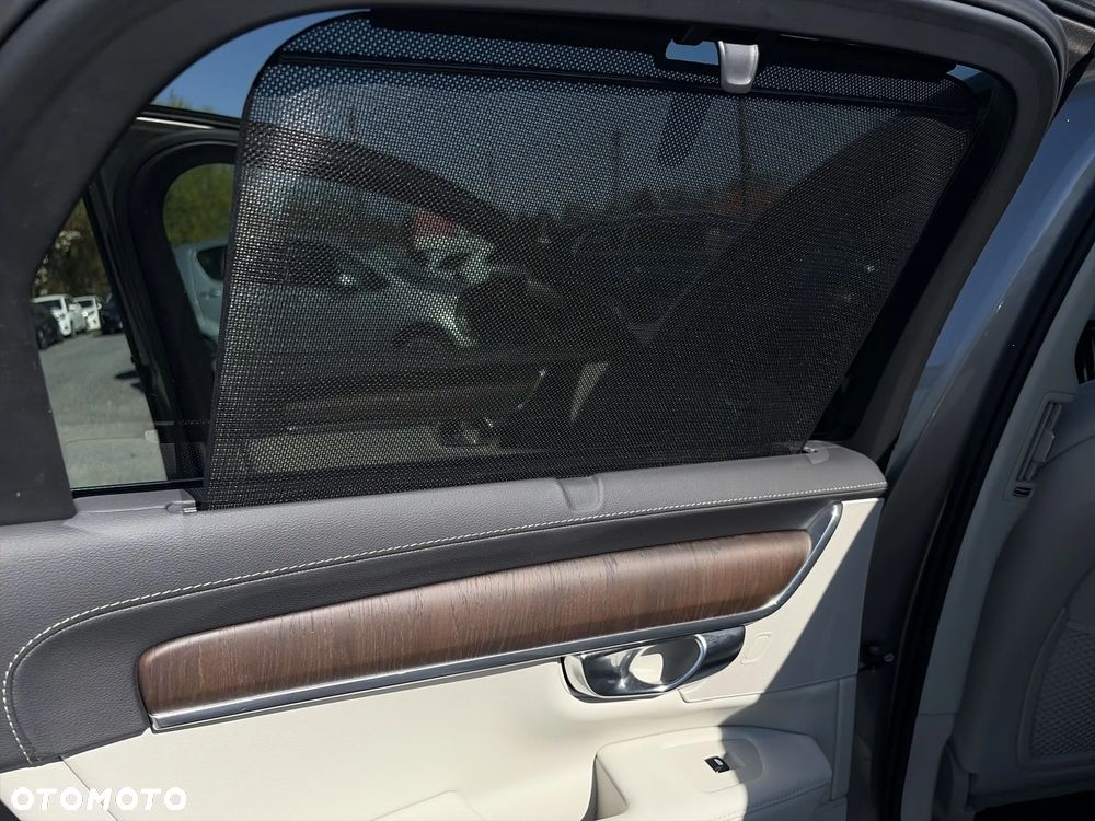 Volvo S90 B5 D AWD Inscription - 37