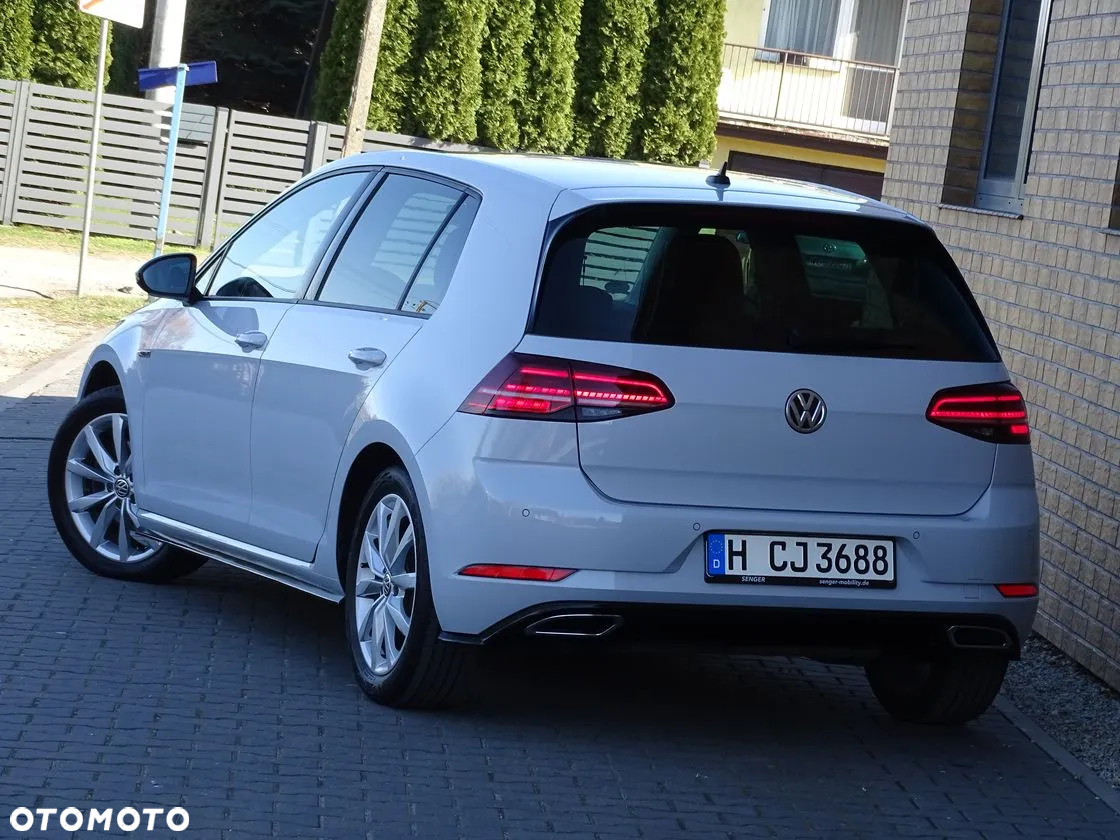 Volkswagen Golf - 16
