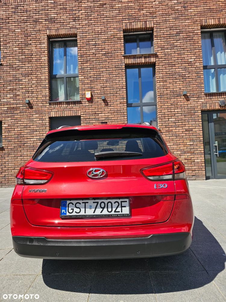 Hyundai i30 1.6 CRDi Style - 11