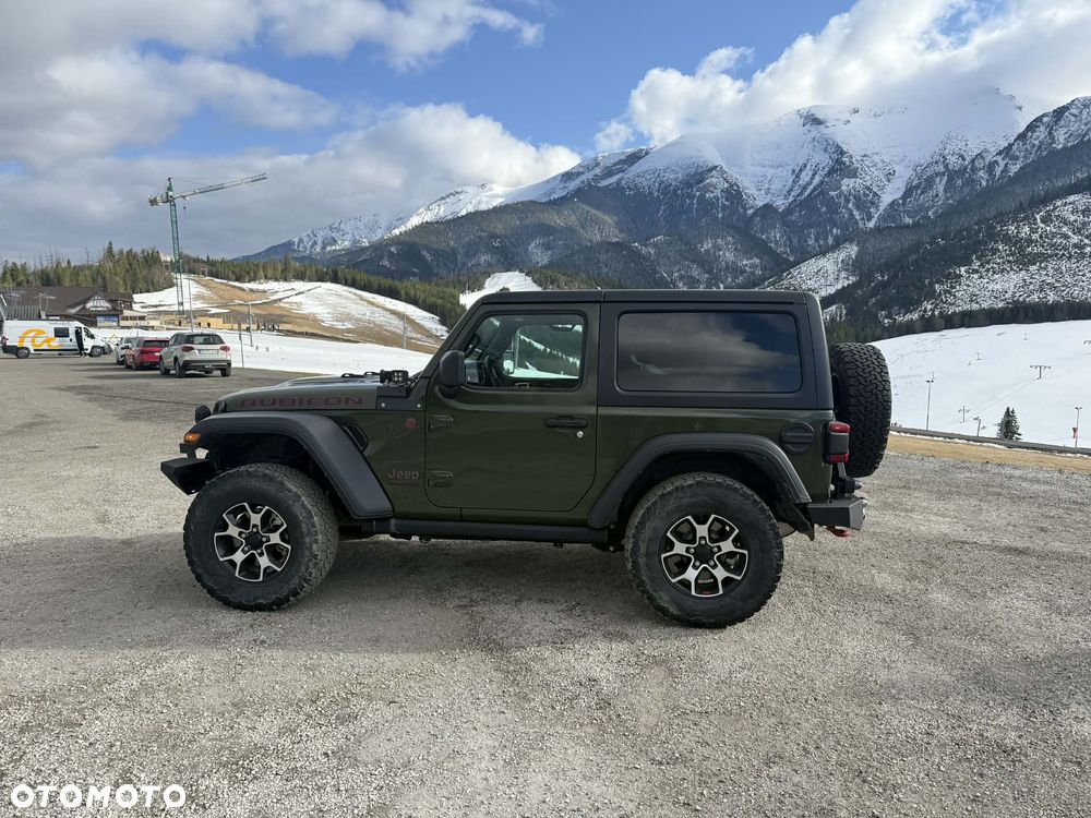Jeep Wrangler - 5