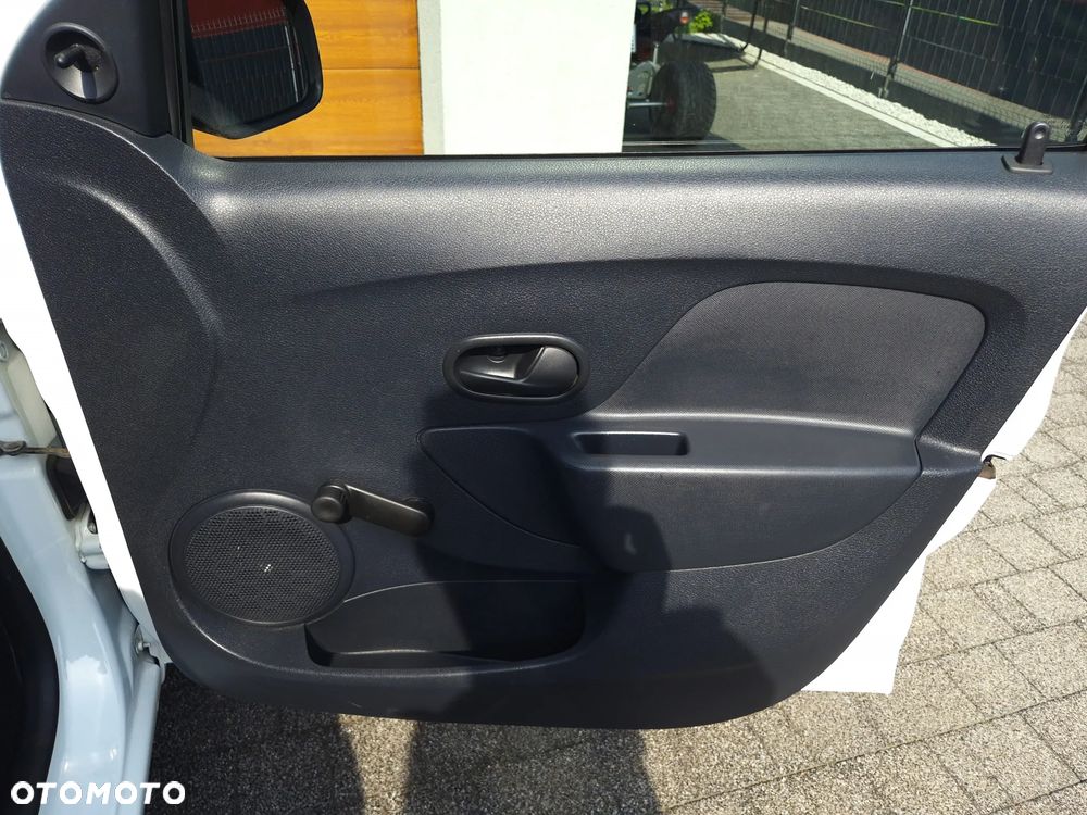 Dacia Sandero SCe 75 Essential - 29