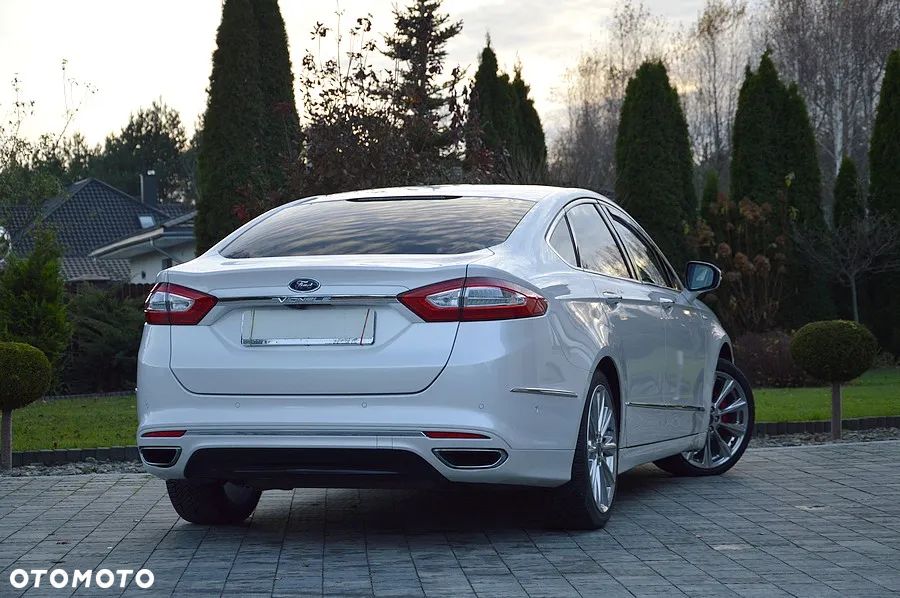 Ford Mondeo 2.0 EcoBoost Start-Stopp Autom Vignale - 13