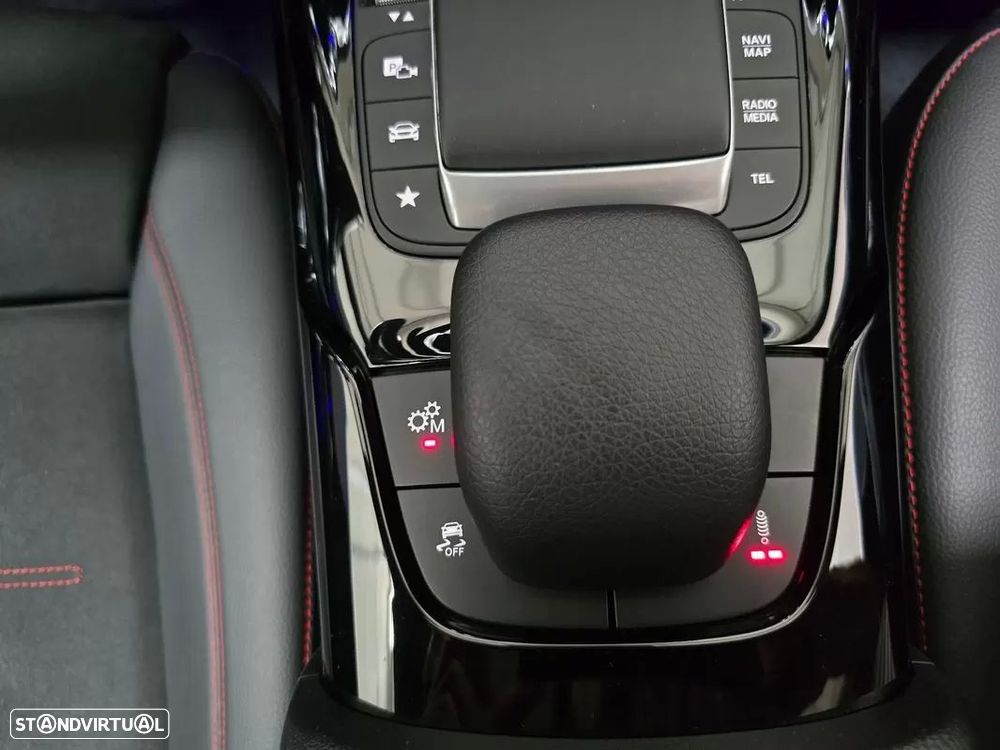 Mercedes-Benz A 45 AMG 4Matic+ Speedshift DCT 8G - 38