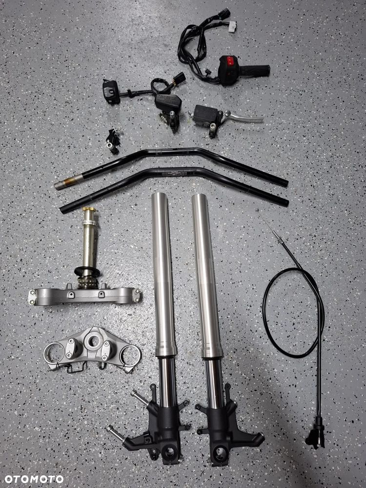 Suzuki GSXS 950 1000 lagi półka kierownica pompa hamulcowa - 1