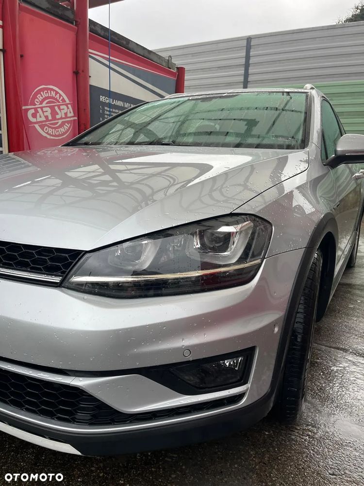 Volkswagen Golf - 26