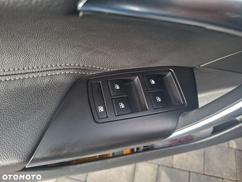 Opel Insignia 2.0 T Cosmo - 20