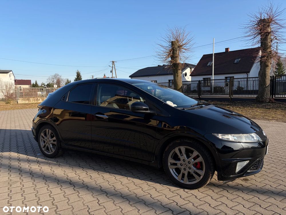 Honda Civic 1.8 GT Special Edition - 4