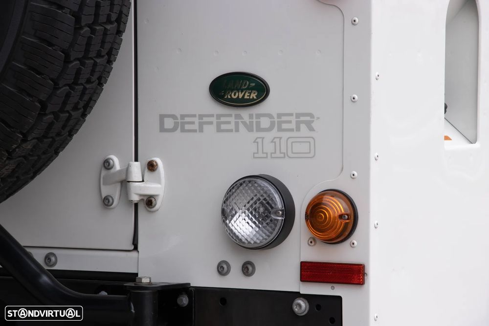 Land Rover Defender 110 2.5 Td5 E - 20