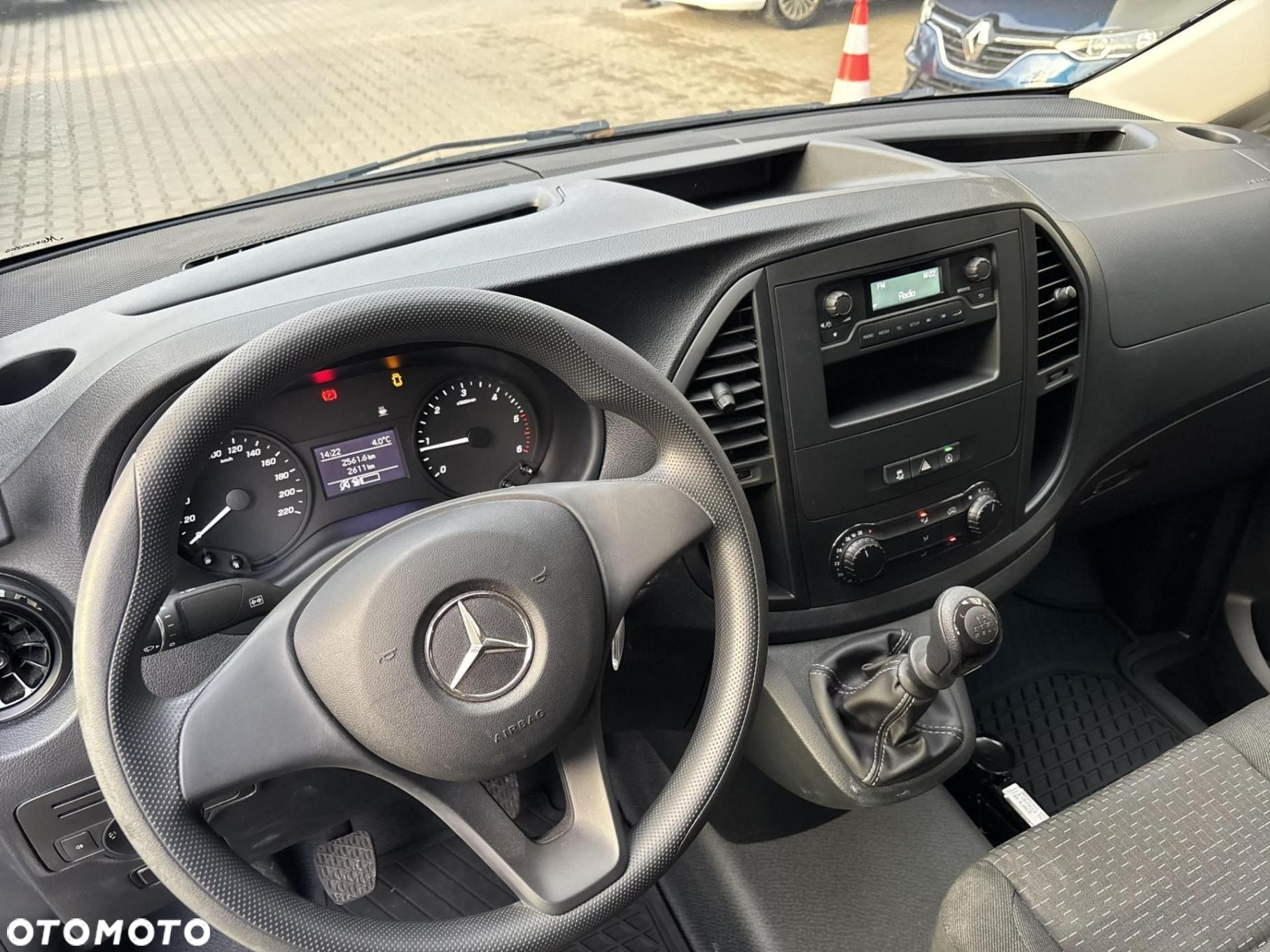 Mercedes-Benz Vito - 9