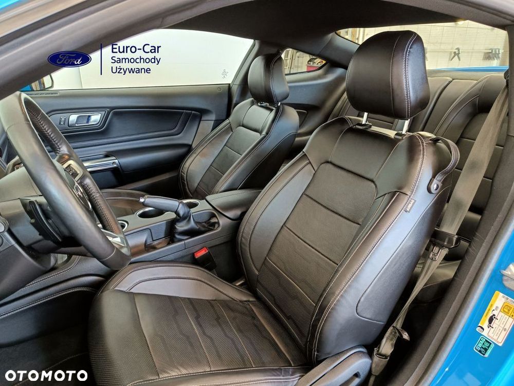 Ford Mustang 5.0 V8 GT - 12