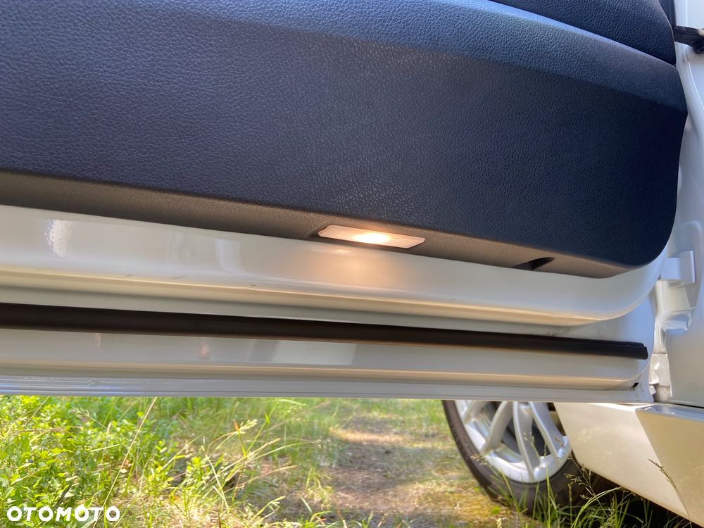 BMW Seria 1 114i - 28