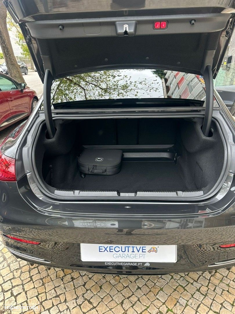 Mercedes-Benz EQE 350 - 11