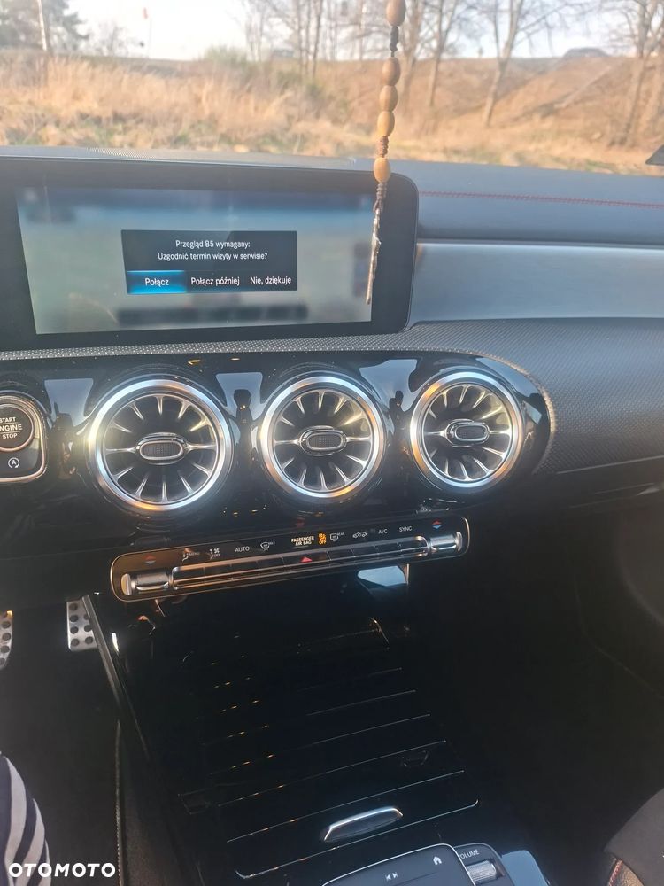 Mercedes-Benz CLA 200 AMG Line 7G-DCT - 11