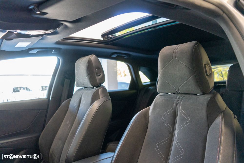 DS DS7 Crossback E-Tense Performance Line EAT8 - 7